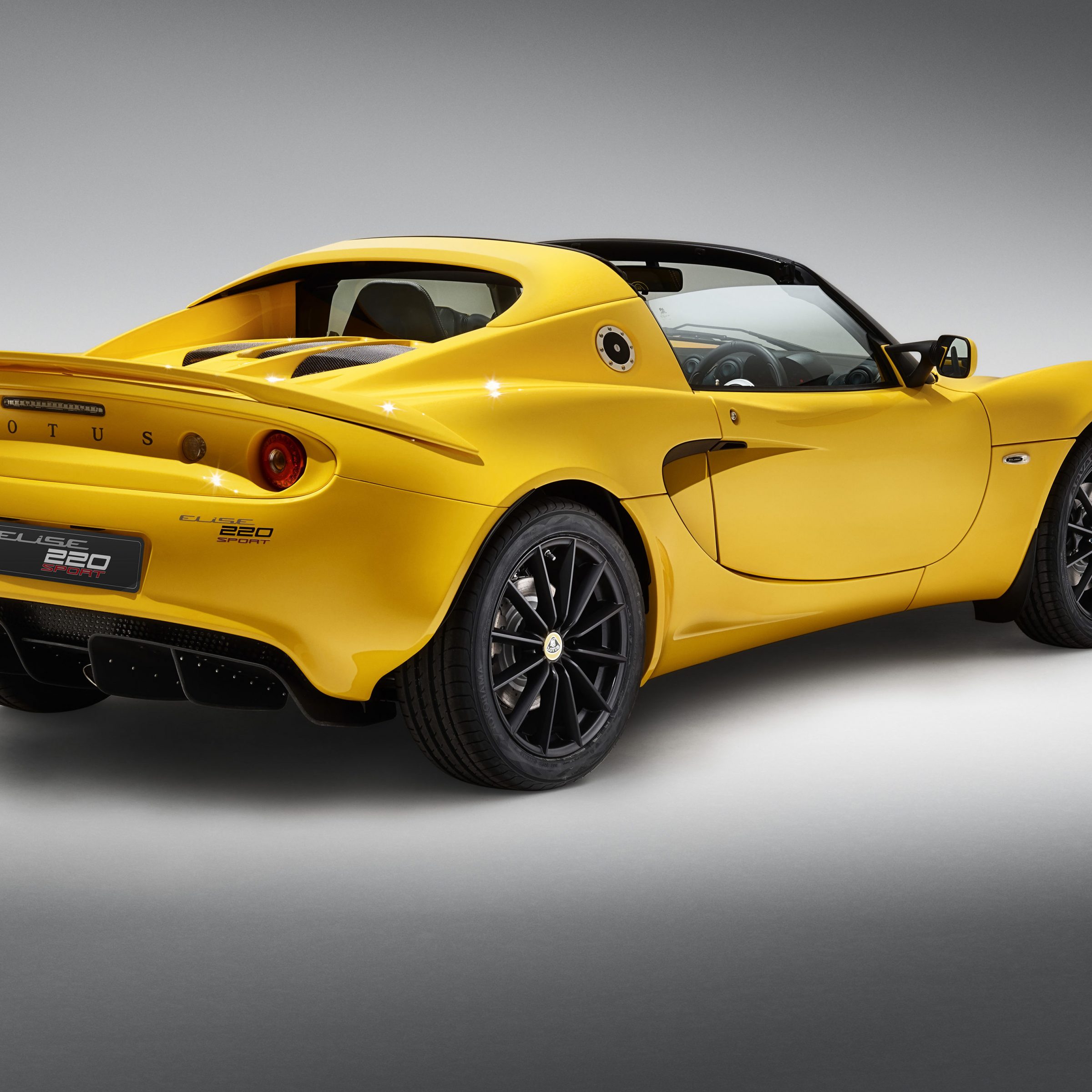 The Lotus Elise Sport 220 Lotus Cars For The Drivers