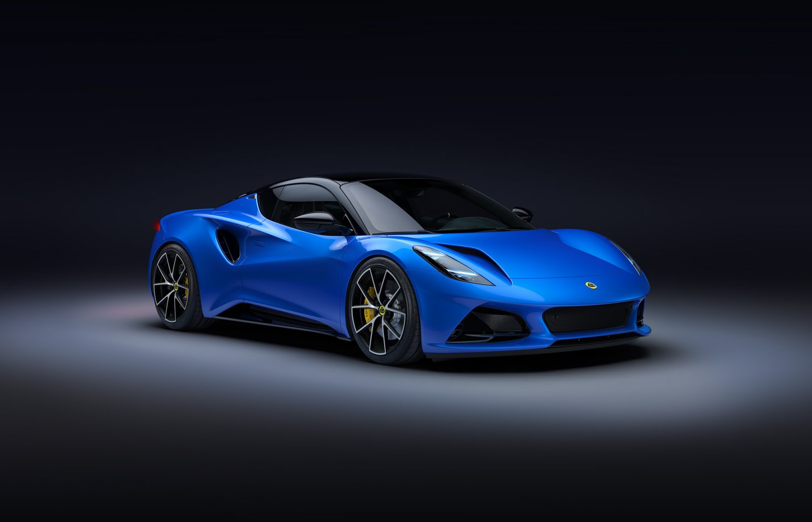Emira Archives - Lotus Cars Official Website